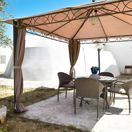 Donnagnora - Trullo Dell'olivo By Rentbeat Apartmán Ostuni